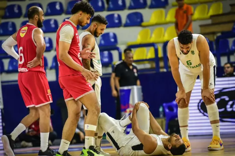 إصابة ياسر صالح لاعب الاتحاد السكندري في نهائي دور إصابة ياسر صالح لاعب الاتحاد السكندري في نهائي دور
